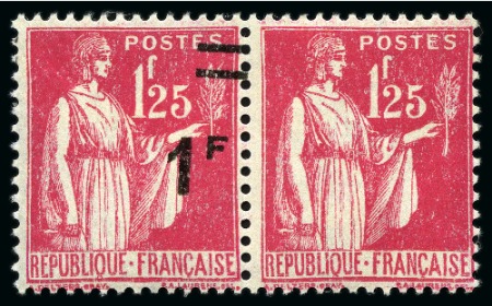 Stamp of France 1940-41 1F sur 1F25 en paire se-tenant avec non surchargé,
