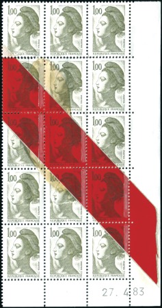 Stamp of France 1982 1F olive foncé, type "LIBERTÉ", bloc de 15, c