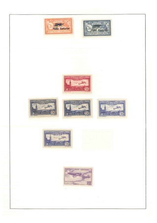 Stamp of France » Poste Aérienne 1927-1999, Collection très avancée sur pages, apparemment