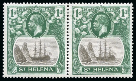 Stamp of St. Helena 1922-37 1d Grey & Green showing variety "torn flag", in mint hr pair with normal